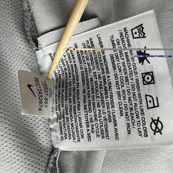 Nike Golf Disney Parks Polo Shirt Mens XXL  Dri-FIT Ombre Embroidered Mickey - Picture 8 of 10